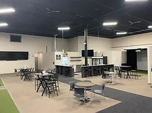 the-sweet-spot-indoor-golf-center