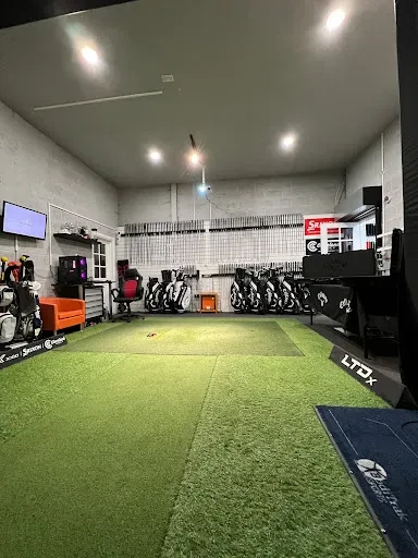 north-west-indoor-golf-alder-root