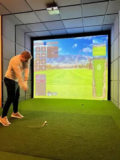 fore-golf-studio