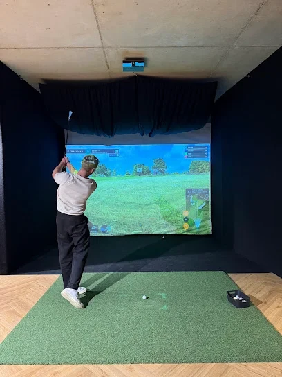 ironsix-golf-bar