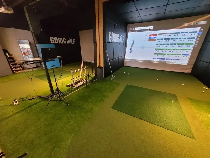 never-fore-golf-center