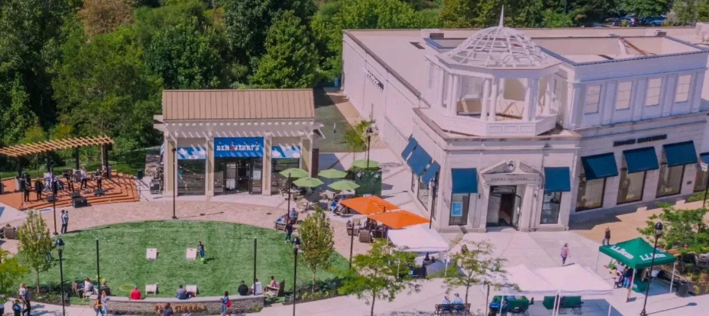 golf-lounge-18-danbury