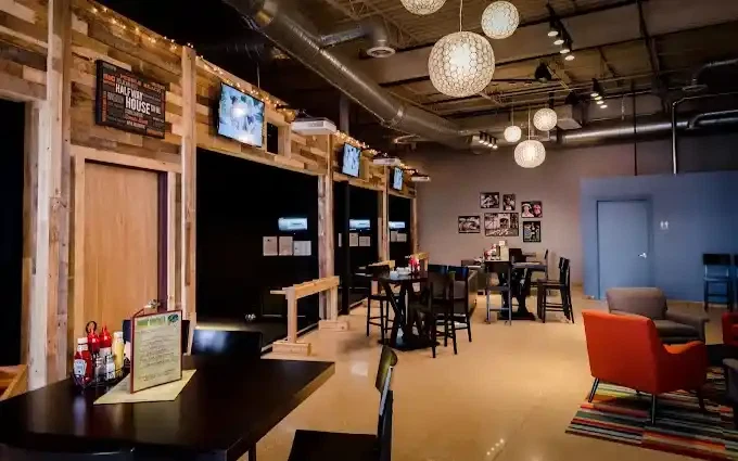 halfway-house-indoor-golf