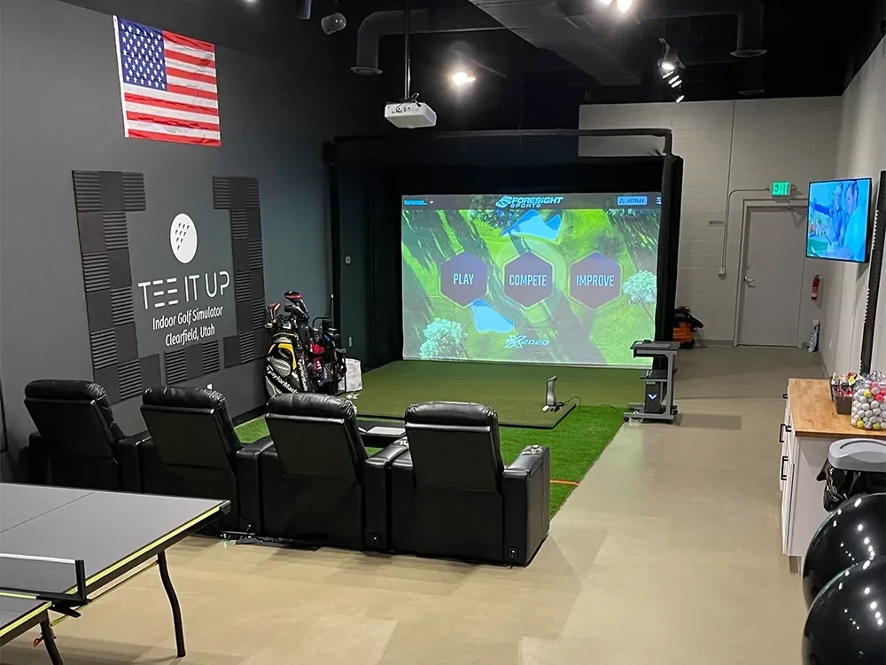 tee-it-up-indoor-golf