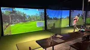 mulligan's-indoor-golf