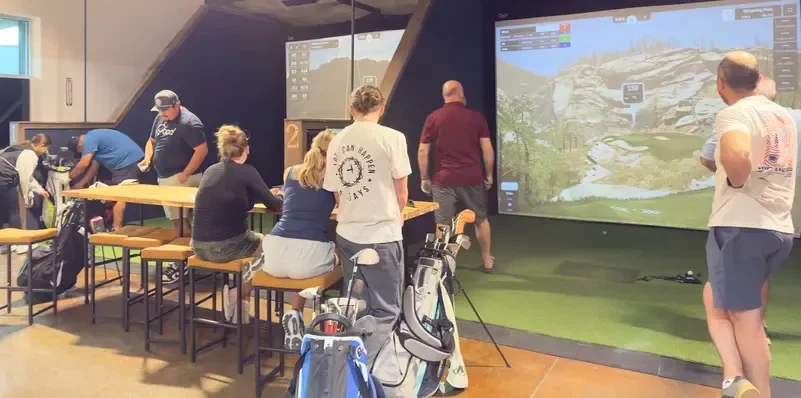 teed-up-golf-simulator-bar